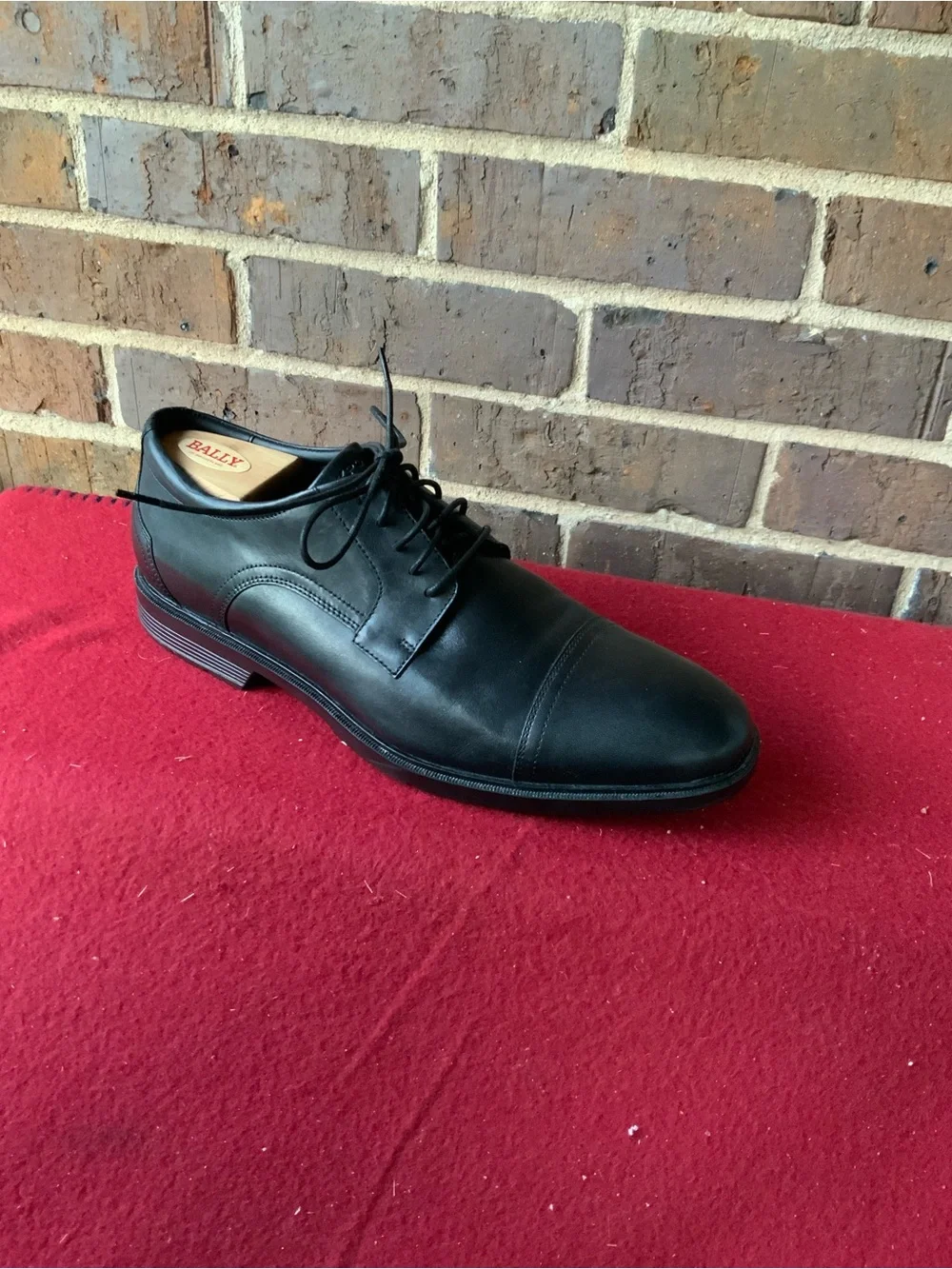 Men's Black Leather Lace-Up Derby Dress Shoes